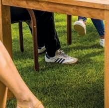a odolává povětrnostním vlivům i slunečnímu záření.