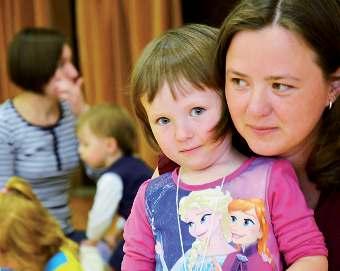 Na základě své kvaliikace a zkušeností podporují rodiče, aby se svým dětem v raném věku co nejvíce věnovali a inspirují je nápady pro aktivní náplň