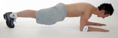TWO ARM CIRCULAR PUSH UP: INDEX 1,0 (Vzpor ležmo klik vzpor, ramena opisují kruh kolem pravolevé osy trupu) Pohyb vychází z tricepsové polohy kliku.