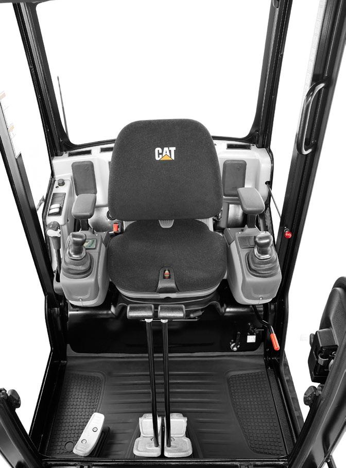 Produktivní komfort Prostorné pracoviště obsluhy a ergonomické uspořádání ovládacích prvků Komfortní kabina Minirýpadlo Cat 301.7D poskytuje obsluze velký a příjemný pracovní prostor.
