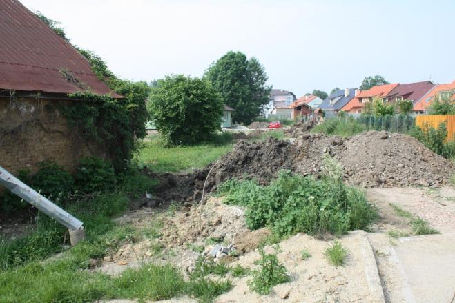 - článek o účasti moravských hasičů na výcviku ve Frýdku Místku šest morkovských hasičů, kteří jsou proškoleni k používání dýchací techniky, se zúčastnilo praktického cvičení ve výcvikovém polygonu,
