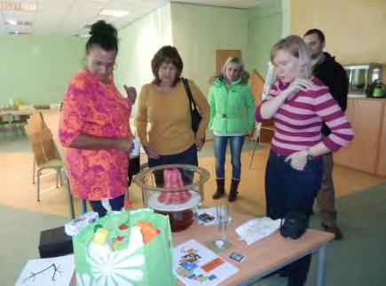 15/SML0773), proběhly dne 15. října 2015 celkem 4 semináře Hodina moderní chemie, zaměřené především na životní prostředí.