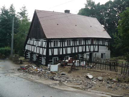 zabezpečení zajištění sprch pro obyvatelstvo i zasahující hasiče.