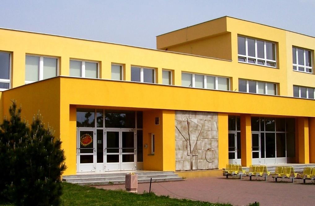 ZÁKLADNÍ ŠKOLA, KUNOVICE, U PÁLENICE 1620, OKRES UHERSKÉ HRADIŠTĚ, PŘÍSPĚVKOVÁ ORGANIZACE ŠKOLNÍ ŘÁD PLATNOST DOKUMENTU Školní řád projednala