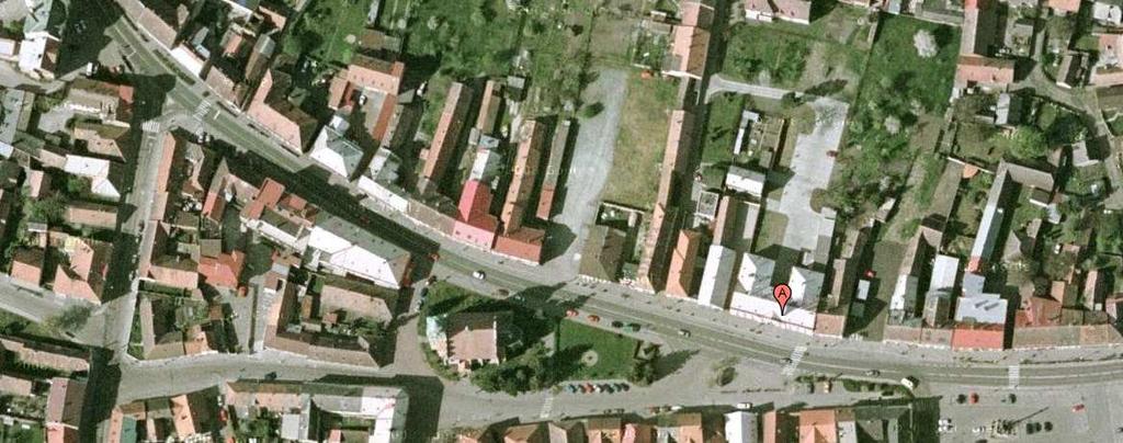 místo změněného povrchu vozovky Obrázek č. 25: Situační mapa uprostřed města Chlumec nad Cidlinou Zdroj:<http://maps.google.cz> Obrázek č. 26: Upravené místo k přecházení Zdroj: Autor 2.