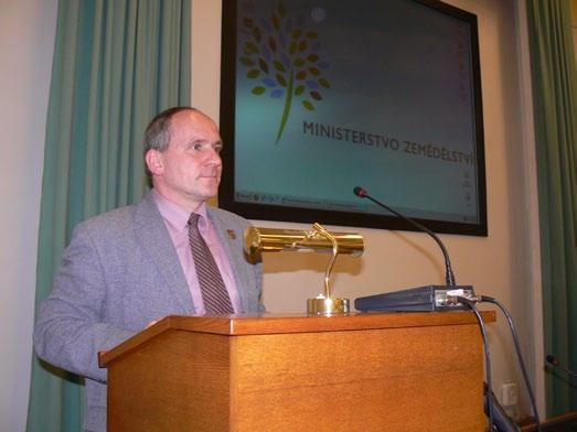 Z Z činnosti SPOV ČR 20 Starosta Tučína Jiří Řezníček prezentoval pozemkové úpravy ve své obci který jako jednu z podporovaných priorit pro příští plánovací období uvedl meliorace.
