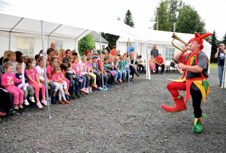 NAROZENINY SOVY BĚLKY 20. 8. 2017 Uteklo to jako voda a první narozeniny sportovně zábavního centra Bělá v pohybu jsou tady. Oslavili jsme je v neděli 20. srpna.