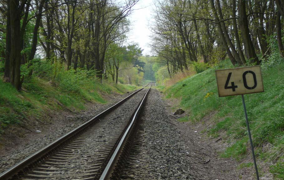 Přejezd slouží pouze k soukromým účelům vlastníků pozemků. Obr. 10: Přejezd P3380 Obr.