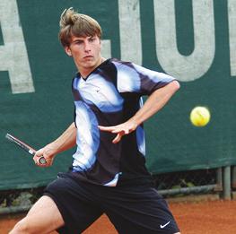 Co na tom, že oba rodiče MICHAELLY KRAJICEK (16) mají ryze česká jména, že je Míša od deseti let Pražanda, že má v Severních Čechách prarodiče, že v Česku tráví každé Vánoce a tenisově je doma na