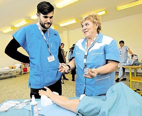 Studenti naší školy budou již od počátku svého studia těsně propojení spraxí.