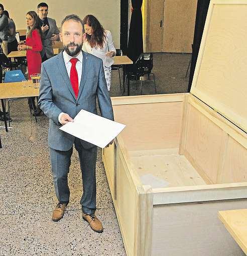 desetiletích. Takový je záměr projektu Ostrava 2067, jehož zhmotněním je pamětní truhla, do které současná generace Ostravanů může vkládat poselství pro lidi, kteří tady budou žít za 50 let.