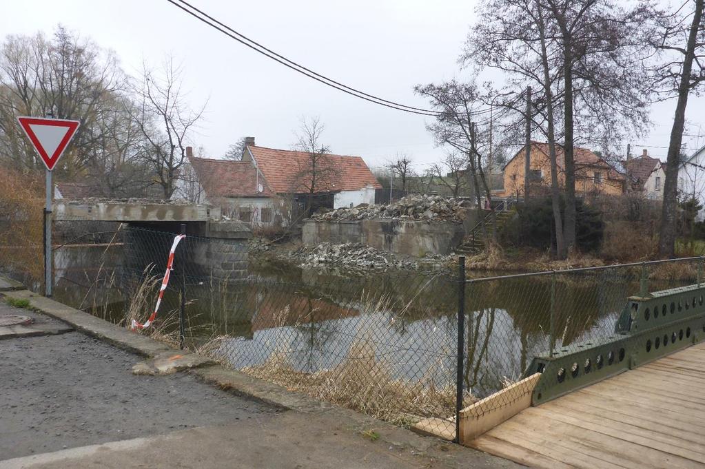 KONOPIŠŤSKÝ POTOK Bystřice: Ze všech navštívených měst a obcí je Bystřice nejohroženější.