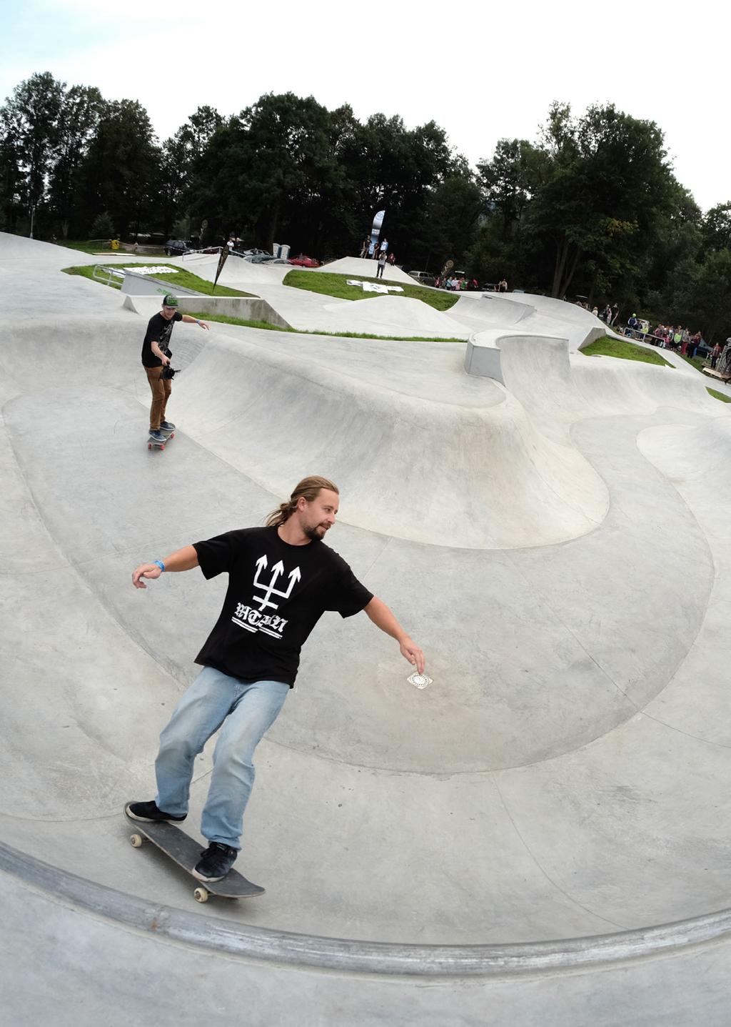 Navrhujeme a projektujeme sportovně rekreační objekty a zařízení již od roku 2003 Od té doby jsme vytvořili na 200 koncepcí a projektů skateparků ve třech evropských zemích.