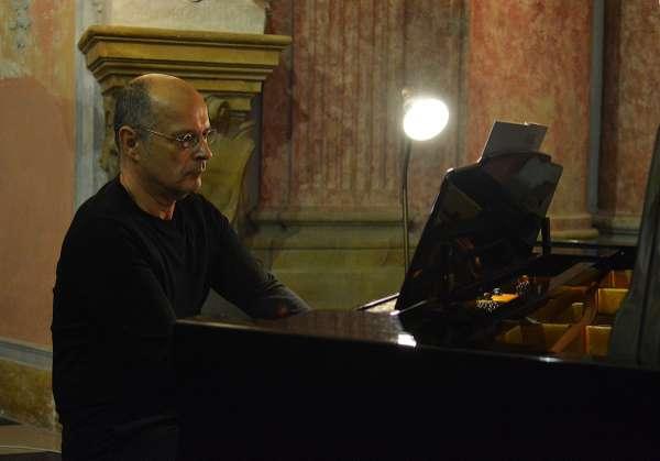 MIRIAM HASÍKOVÁ MUSICOLOMOUC 201727. 10. 2017 HTTP://WWW.HISVOICE.