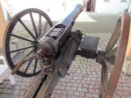 (F) Zbraně 20. století Obr. 91 Mitrailleusa Reffy-Montigny vz. 1866 zámek Hradec n.
