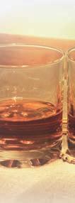 dvou typu sudů (bourbon a sherry) je 15 let.