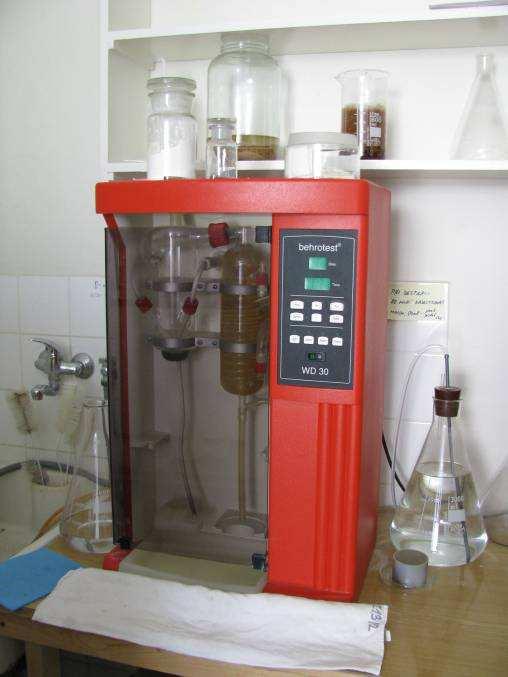 46 4.4. Zpracování iontoměničů po expozici in situ v labolatoři V laboratoři byly ponechány disky k vysušení cca: 7 dní. Po vysušení byla zjištěna hmotnost anexkatexové směsi.