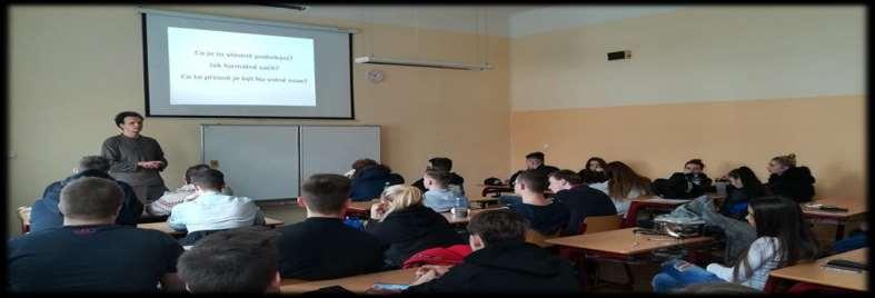 11. dubna 2018 Přednáška JUDr. Martina Rozumka Dne 11. 4. 2018 navštívil naši školu pan JUDr.