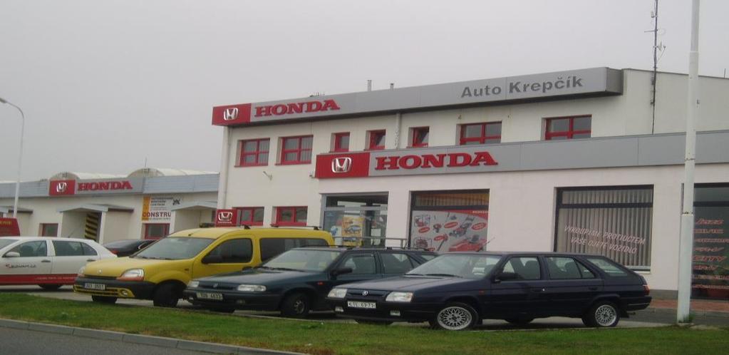 Nejdůležitější zaměstnavatelé absolventů jsou: MEVA a. s. Roudnice nad Labem 2 JCP a. s. Račice CHVALIS s.