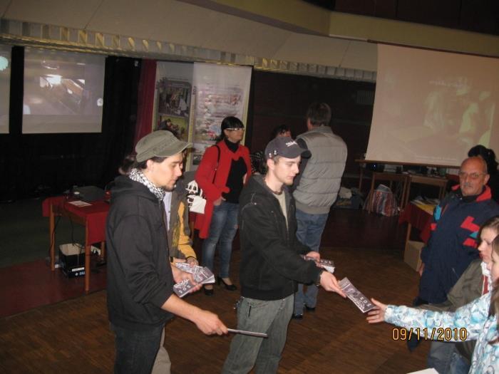 6. 1. 2 Výstavy Ve školním roce 2010/2011 se naše škola prezentovala na těchto výstavách: Vzdělání a řemeslo Již tradičně jsme se zúčastnili výstavy Vzdělání a řemeslo, která se konala ve dnech 29. 9.