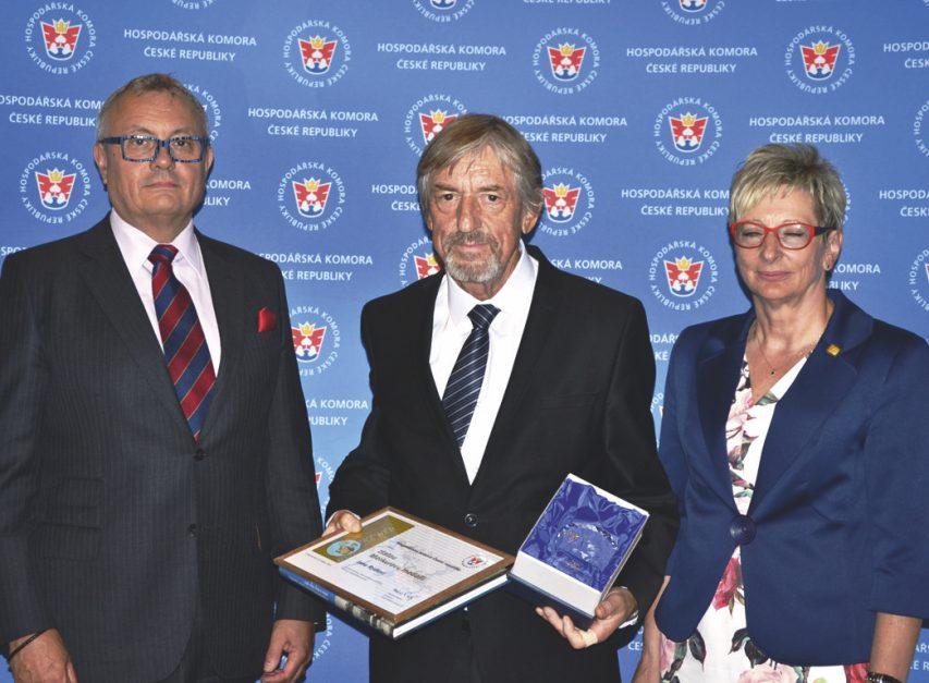 Merkurova medaile byla zavedena v roce 2013 u příležitosti 20.