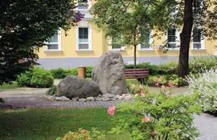 ZPRÁVA O VZTAZÍCH SPOLEČNOSTI NEMOCNICE ČESKÉ BUDĚJOVICE, A.S. České Budějovice, B. Němcové, 585/54, PSČ 370 01 Smlouva o umožnění absolvování odborné stáže (NČB č.