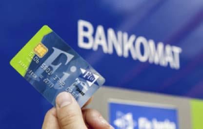 K němu navíc získáte úplně zdarma platební kartu a 10 výběrů měsíčně z bankomatů Fio banky.