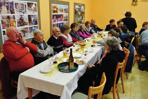Myslím, že je to škoda, neboť například vystoupení našich děcek bývá s povděkem kvitováno.