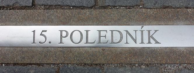 poledník, unikátní druhá největší stropní fontána Evropy, muzeum gobelínů, večeře Na závěr jsme se ještě ve městě zastavili na tamní benzinové čerpací stanici, mající na reklamním stojanu s cenou
