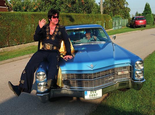 máje i svatby. Na konci letošních prázdnin vystoupil Elvis Presley, vystoupení jako takové se muselo líbit snad každému. Díky novému dětskému hřišti tato energie ještě sílí a to není vůbec špatné.