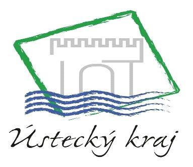 Hned na začátku školního roku jsme vyzkoušeli Fimo. Jedná se o polymerovou hmotu, ze které se s pomocí fantazie, extrudéru, forem a textur vyrábí překrásné šperky.