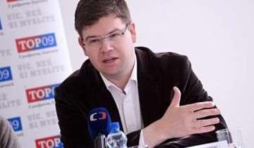 TREFA STRANA 6 Že by již Jiřík představoval novou první dámu pražského Hradu?...není ještě trochu brzo?
