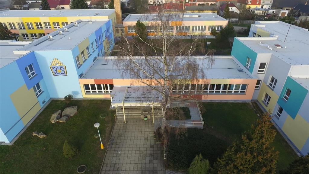 Základní škola Slavonice, okres