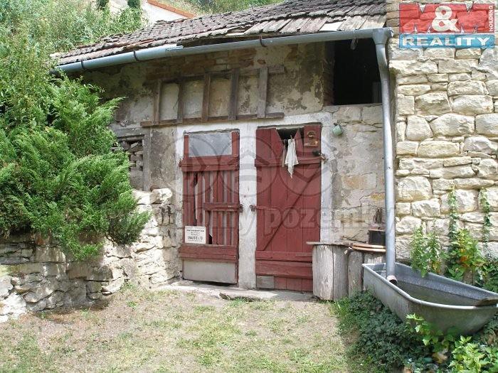 Záznam o prodeji srovnávané nemovitosti č. 5 1. Identifikace Prodej, Rodinný dům, 142 m 2, Štětí, okres Litoměřice Celková cena: 750.000 Kč Adresa: Štětí, okres Litoměřice 2.