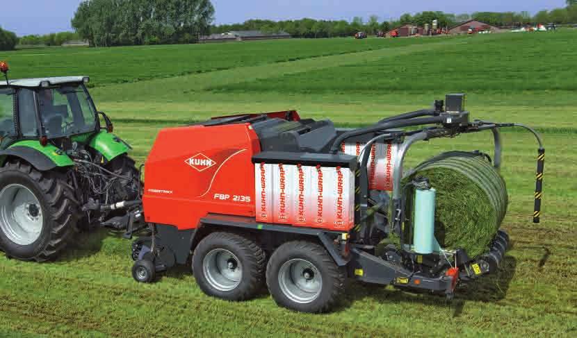 FBP 2135 DVĚ OPERACE ZAJISTÍ JEDNA OBSLUHA LISOVÁNÍ A BALENÍ Kombinace dvou technologií značky KUHN (lisování a balení) nese název FBP BalePack.