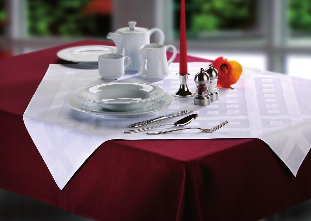 PROSTÍRÁNÍ A UBRUSY excaliber Ubrus a napron Excaliber Velice elegantní ubrus je vyroben ze