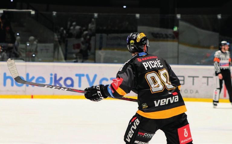 Předchozí zápas 29. kolo PERNÍKOVÁ VÝHRA! LITVÍNOV PORAZIL POSLEDNÍ PARDUBICE 3:2 Na druhý svátek vánoční zavítala Verva na led posledních Pardubic.