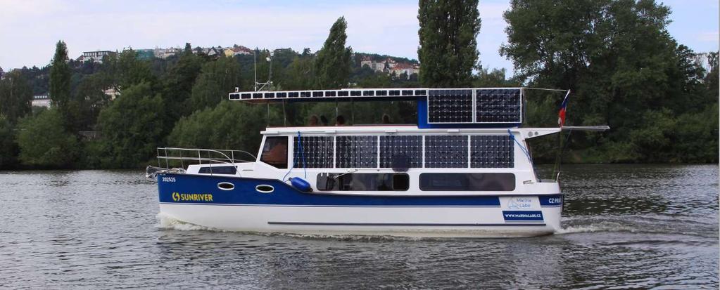 SunRiver czech full solar boat 56článků 200Ah LiFeYPO4 Range 120 km 2