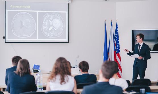 Tři základní aktivity zahrnovaly práci s talentovanými středoškolskými i vysokoškolskými studenty a jejich zapojení do výzkumných týmů v rámci Akademie ICRC, soutěž středoškolských výzkumných