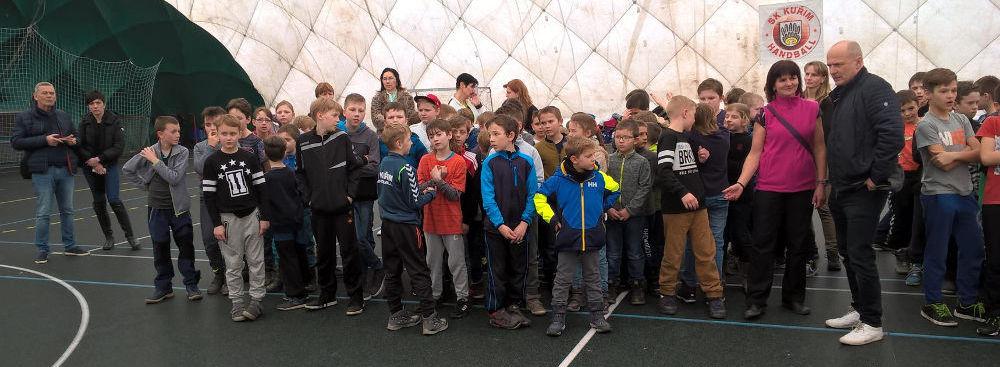 ZPRÁVY ZÁKLADNÍ A MATEŘSKÉ ŠKOLY V kategorii 1. tříd zvítězili Soptíci ze ZŠ Drásov a o pořadí na třetím místě mezi Komendou 2 a ZŠ Jungmannova 1 rozhodlo skóre.
