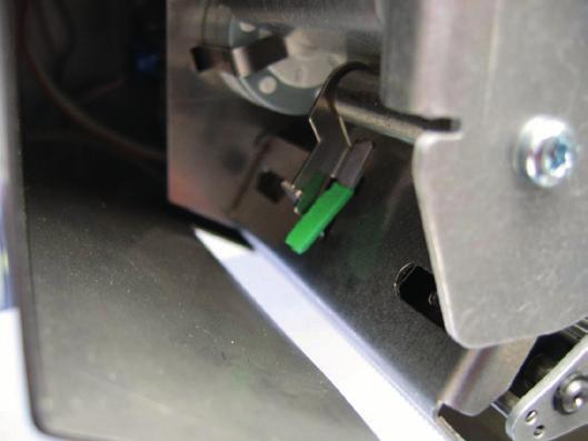 Servis pultových, kompaktních a samoobslužných vah! Před zahájením údržby vždy vypínejte a odpojujte zařízení z elektrické sítě. 2.