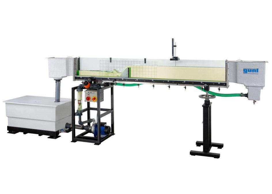 1. ÚVOD Při výuce hydrauliky a hydrologie se v současnosti většinově uplatňuje pouze teoretický přístup, který by však bylo vhodné doplnit praktickými ukázkami hydraulických jevů, které je možné