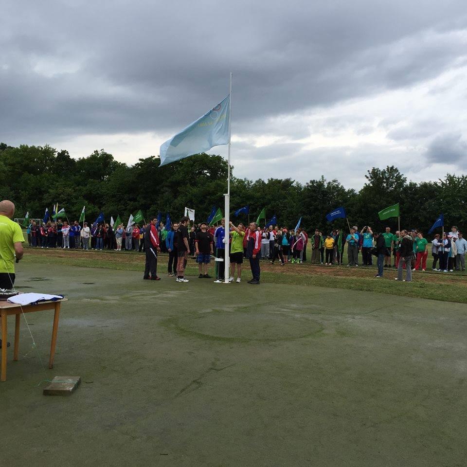 8 Veřejná prezentace Zde jsou zveřejněny pouze některé významné akce: Sportovní hry Sportovní hry Ústeckého kraje uživatelů služeb Domovů se zdravotním postižením se konaly pod záštitou hejtmana