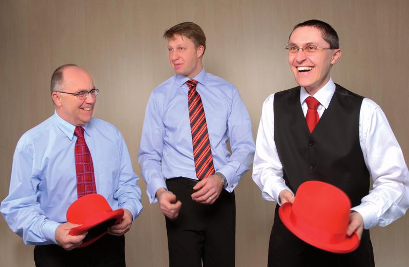 Představenstvo Board of Directors Zpráva představenstva Report of the Board of Directors Dozorčí rada Supervisory Board VOJTĚCH LUKÁŠ člen představenstva a