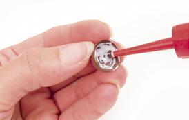 Bublin (přesněji řečeno půlbublin ) na šabloně obvykle bývá dvanáct různě velikých. Průměr bubliny je většinou označený číslem.
