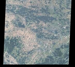 3 Zpracování dat krajinného pokryvu 3.1 Zpracovávané snímky LANDSAT 7 ETM+ Pro potřeby analýzy krajinného pokryvu jsem měl k dispozici čtveřici satelitních snímků snímače LANDSAT 7 ETM+.