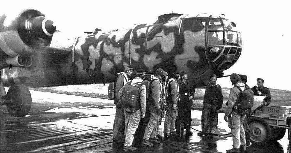 Heinkel He 177 Greif byl těžký bombardér; největší jaký byl v Německu během druhé světové války vyráběn.