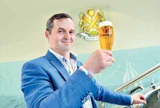 hl 20 130 hl Kapacita ležení 8620 hl 68 270 hl Spotřeba chmele 4,5 t 180 t Spotřeba sladu 620 t 11 000 t Kapacita stáčecích linek 10 000 lahví/ 25 000 lahví/hod. lahve hod.