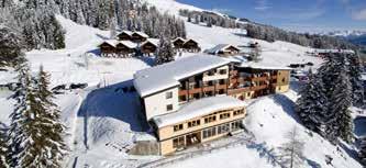 44 RAKOUSKO VÝCHODNÍ TYROLSKO Hochlienz Sporthotel Hochlienz e Hochlienz - Praha 615 km, Brno 545 km POLOHA: klidná, ve výšce 1840 m.