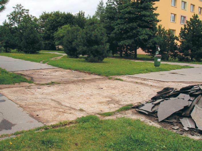 INFORMACE Z ODBORU DOPRAVY A ÎIVOTNÍHO PROST EDÍ Opravy zpevnûn ch ploch V pfiedchozích ãíslech Zpravodaje jsme Vás jiï informovali o pfiipravovan ch opravách zpevnûn ch ploch (chodníkû a cyklistick